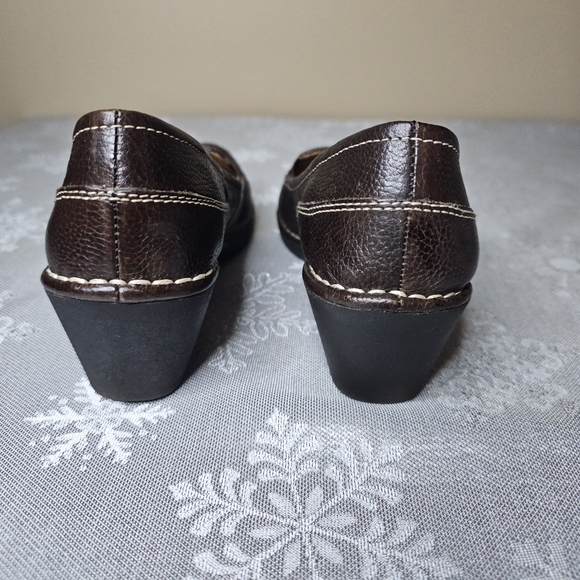 Naturalizer Dark Brown Loafers Wedges Button Elastic Comfortable Leather Sz 7M - Picture 8 of 16